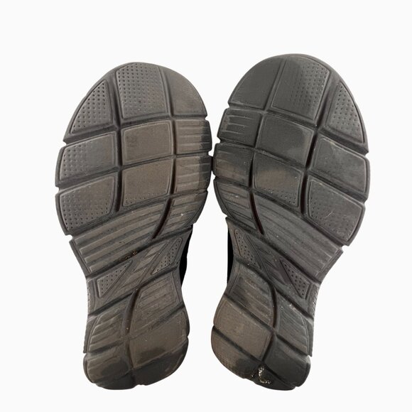 Skechers Mens Size 10 US Slip-On Casual Shoes Black Mesh Lightweight Durable - Picture 7 of 12